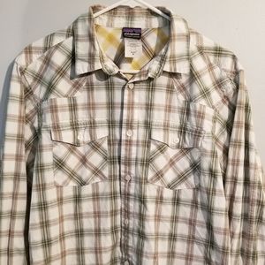 Patagonia Organic Cotton Long Sleeve Button Up